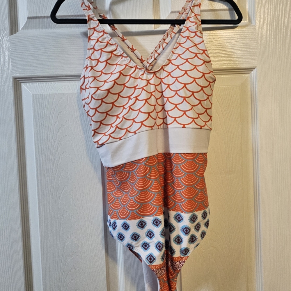 Cupshe swimsuit